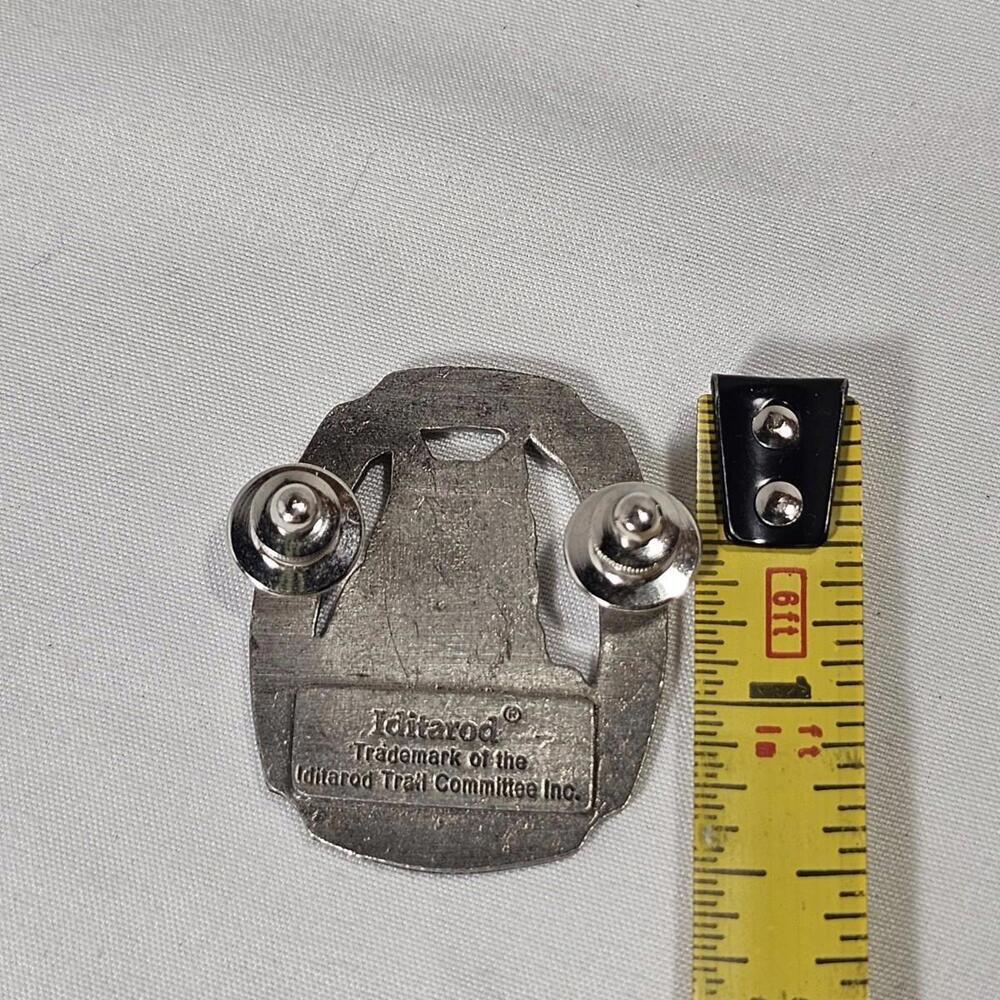 Iditarod Pewter Lapel Pin 2006 Dog Sled Race Alaska. Collectors AK Mushing - Picture 4 of 4